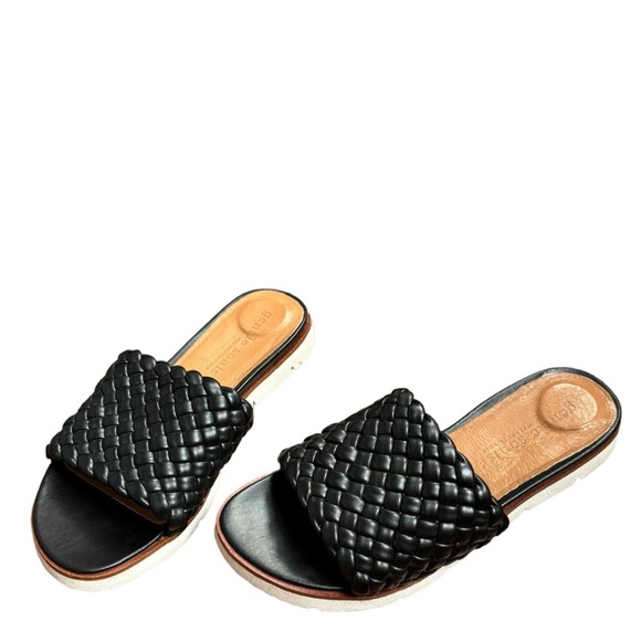 Gentle Souls LAVERN LITE BRAIDED SLIDE SANDAL By Kenneth Cole Size 9 Black - Picture 16 of 16